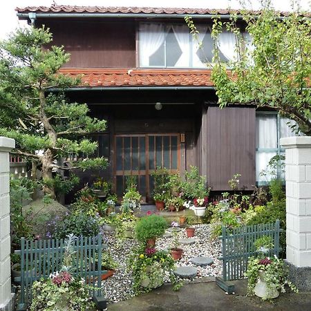 Guesthouse Higashi Fujitatei Yumura Exterior foto